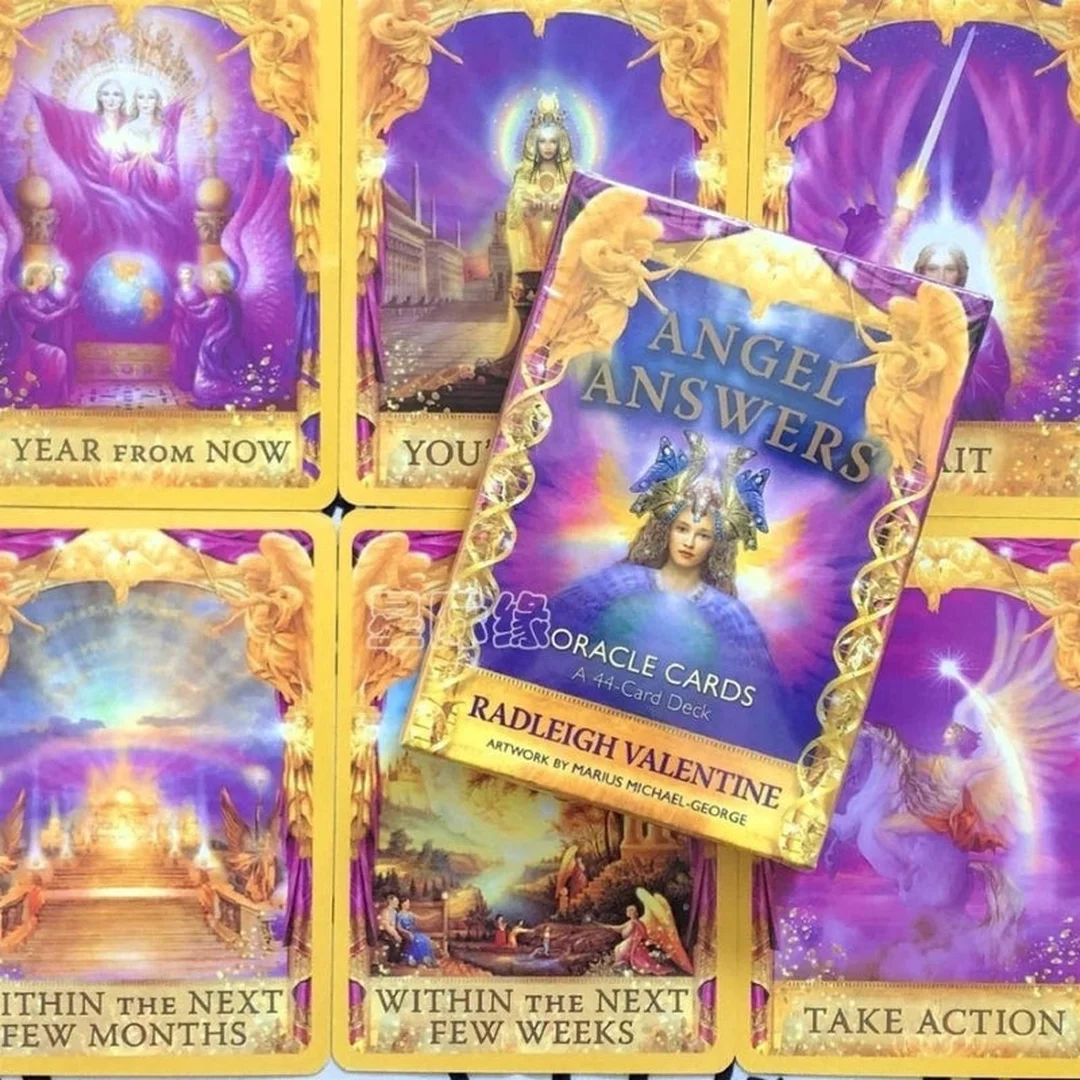 angel answers oracle cards a 44 card deck and guidebook các lá bài trải trên bàn