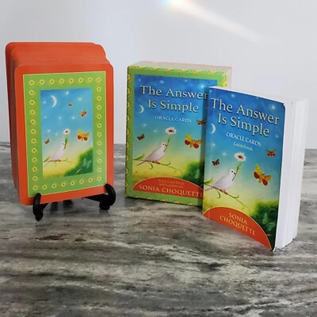 answer is simple oracle cards so sánh deck Sonia Choquette