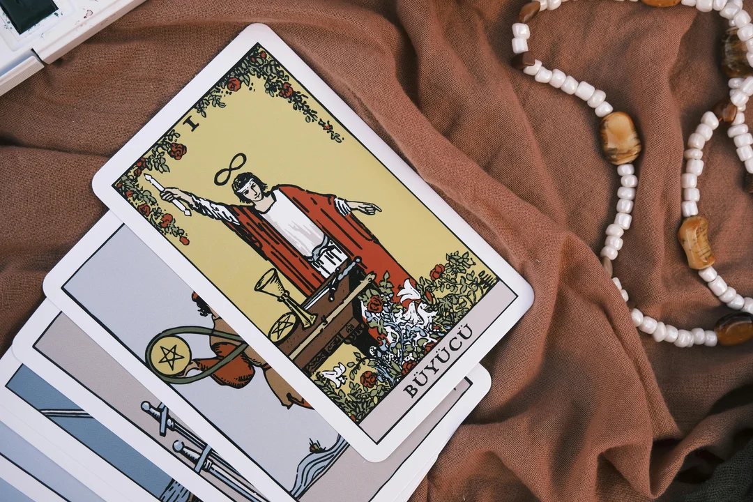 bài tarot cho người mới học với lá The Magician
