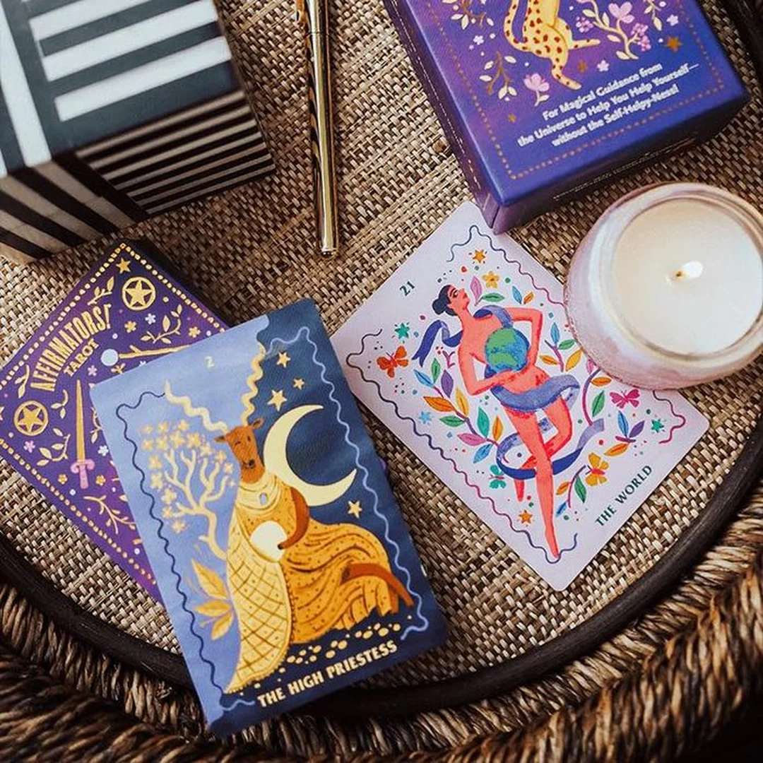 bài tarot mua ở đâu hà nội với không gian chọn deck tại APUS
