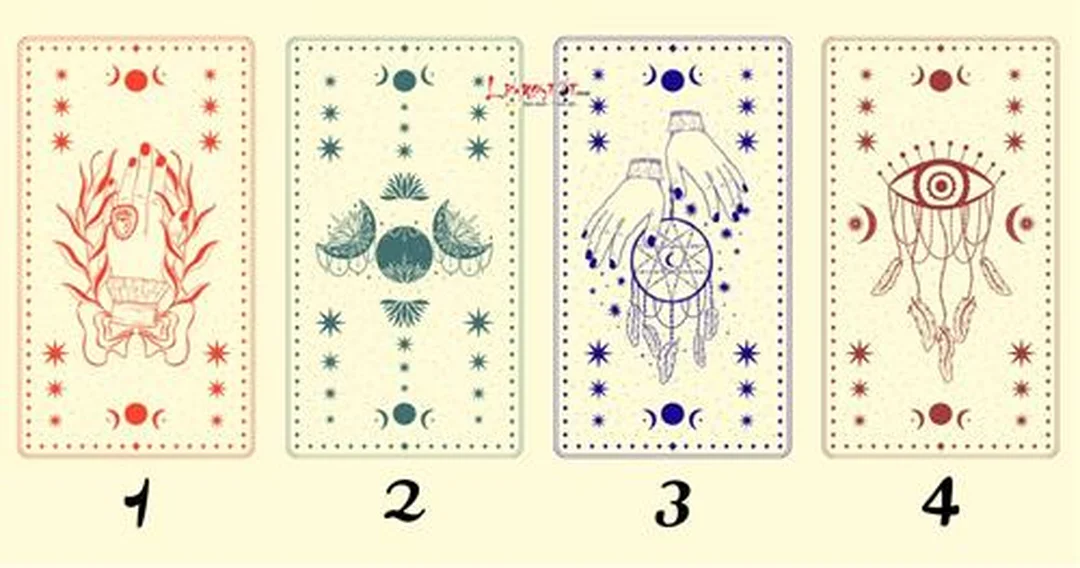 bốc bài tarot hàng ngày và ghi chú thông điệp trong nhật ký