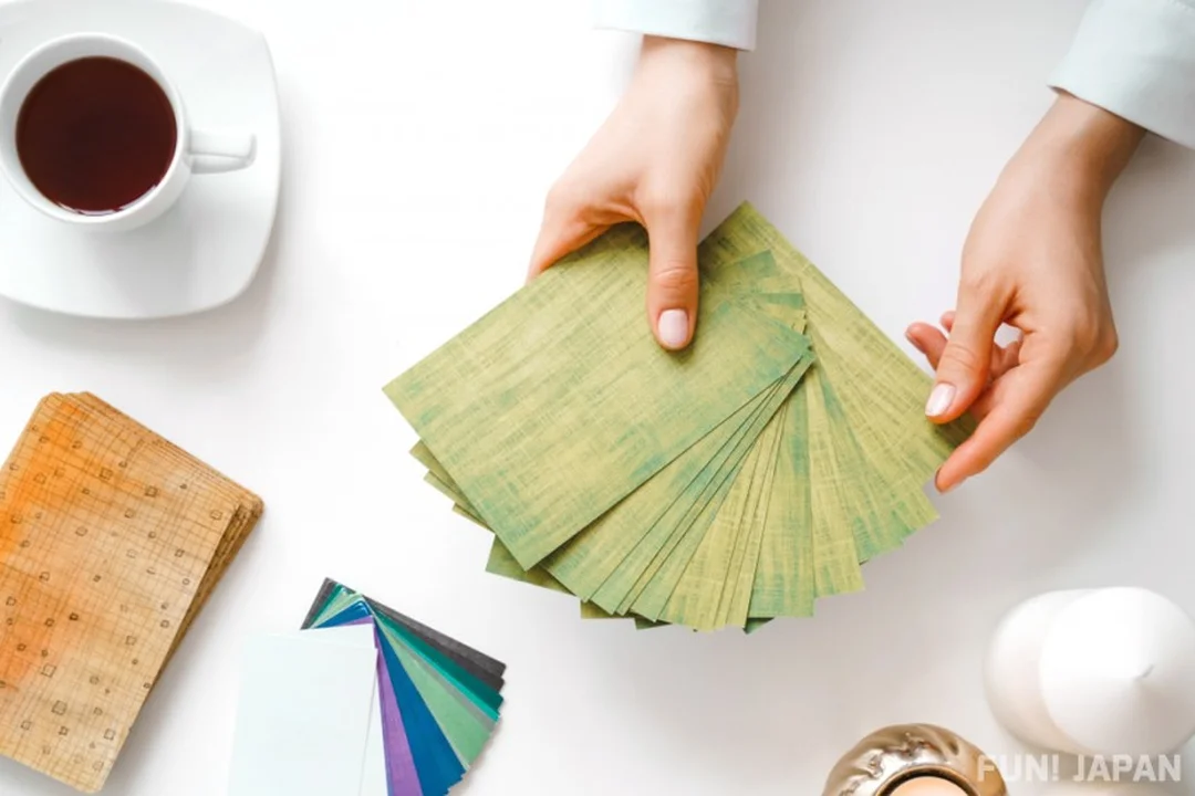 bói bài tarot công việc với bảng chọn trải bài phù hợp