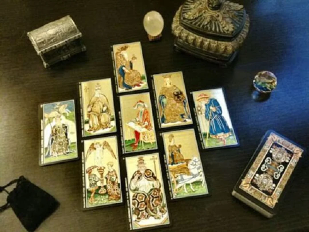 bói bài tarot tình yêu 4 lá khi cần dừng lại sau một trải bài