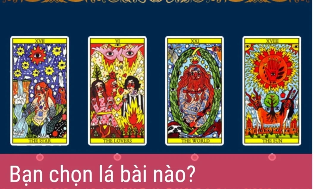 bói bài tarot tình yêu 4 lá với bộ bài trải trên bàn