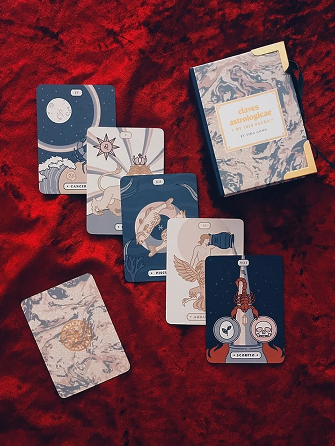 claves astrologicae astrology oracle deck với hộp bài và cạnh mạ vàng