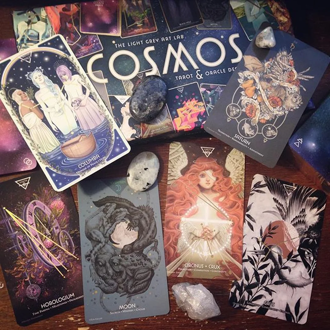 cosmos tarot and oracle deck câu hỏi thường gặp khi chọn mua
