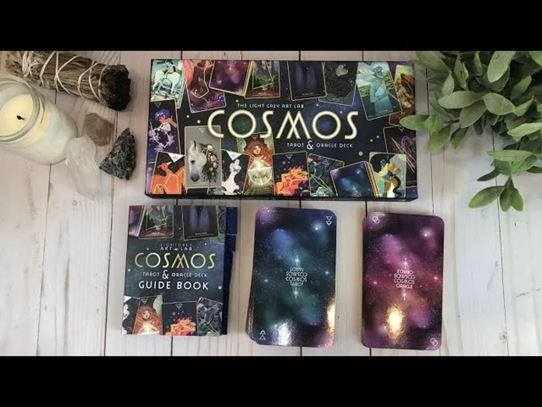 cosmos tarot and oracle deck phù hợp người sưu tầm và reader yêu thiên văn