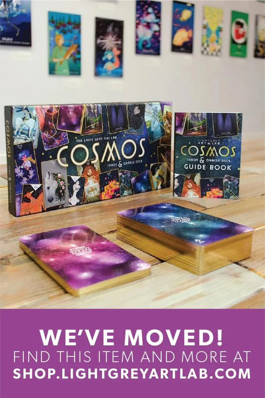 cosmos tarot and oracle deck so sánh phong cách minh họa thiên văn