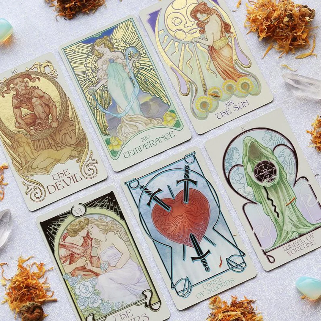 ethereal visions illuminated tarot deck hộp bài và lá bài mạ vàng