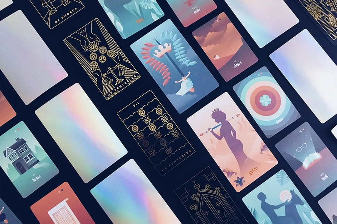 how to choose a tarot deck với bộ Rider-Waite-Smith cho người mới