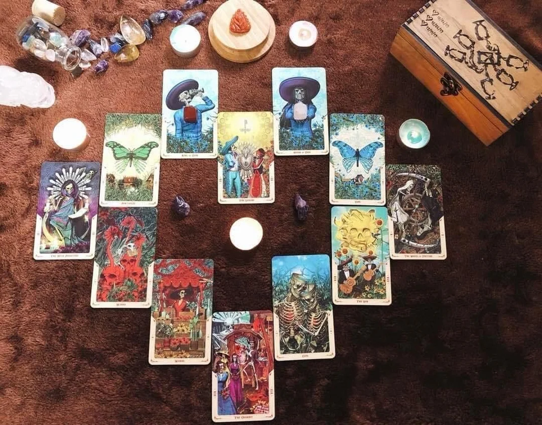 mua bài tarot ở hà nội tại cửa hàng hoặc đặt online