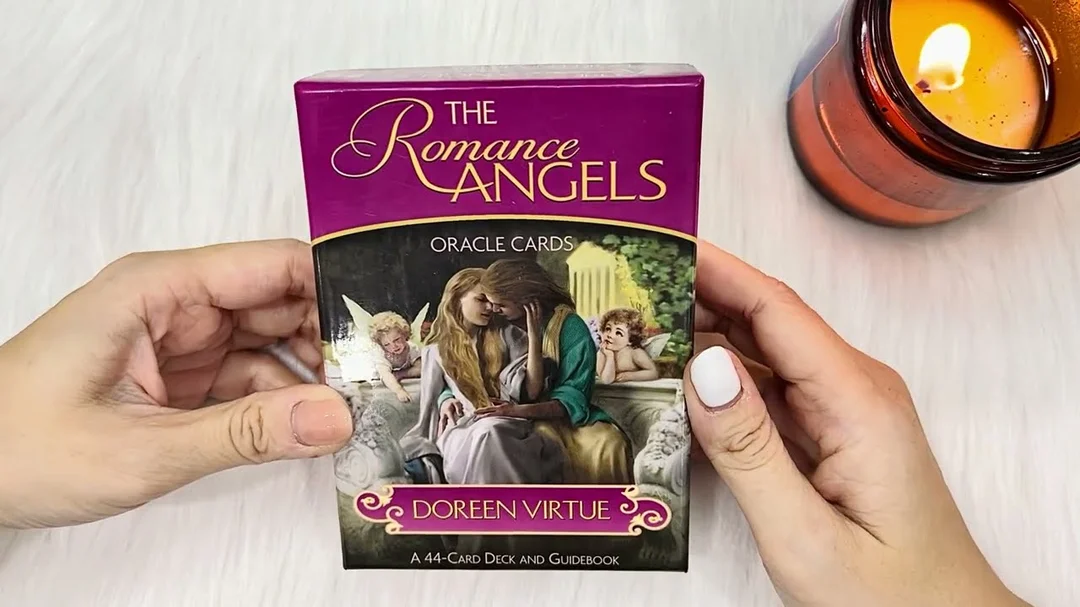 Review bộ bài The Romance Angels Oracle Cards