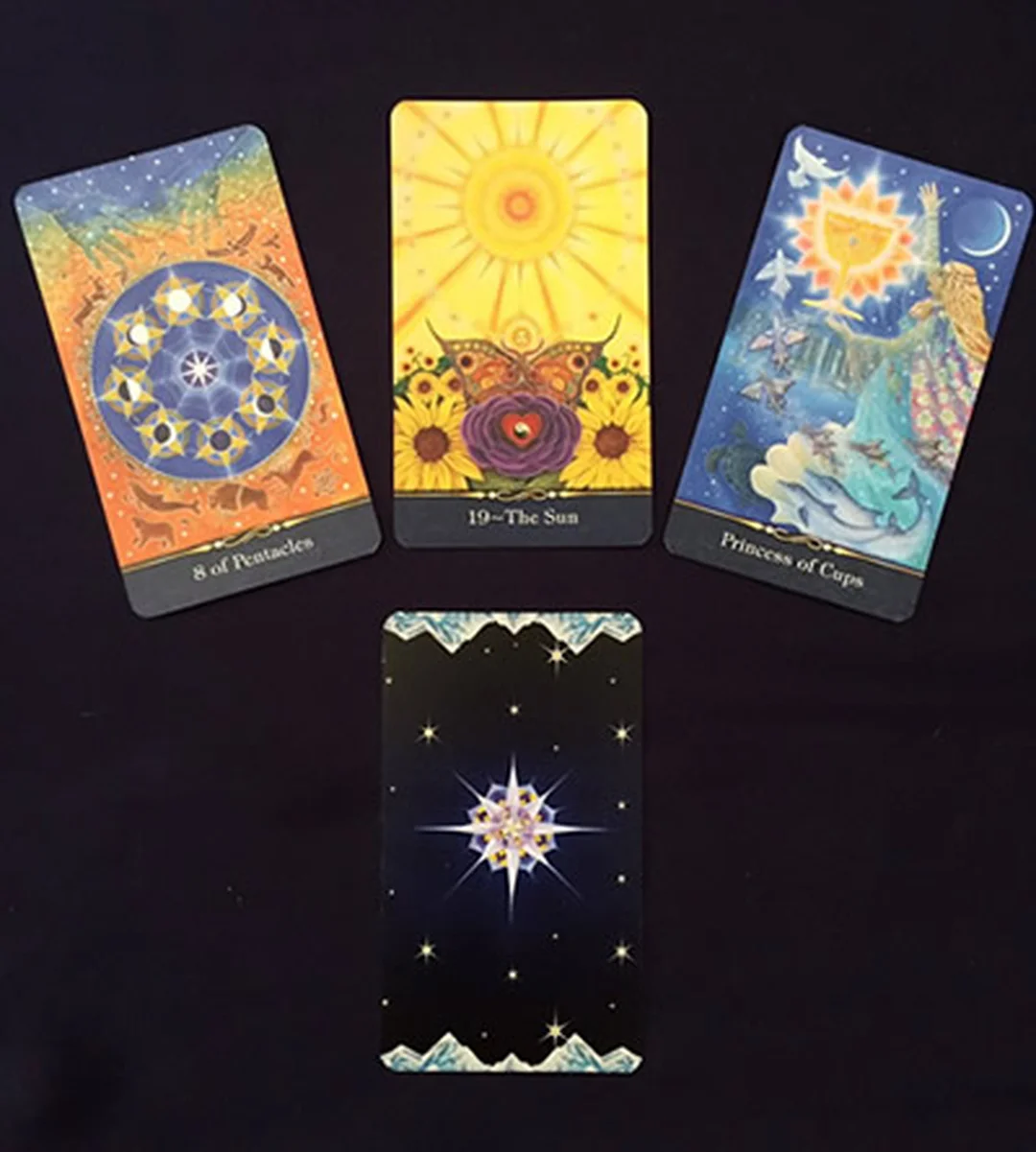 the star tarot deck bộ lá bài trải rộng với nhiều hình ảnh