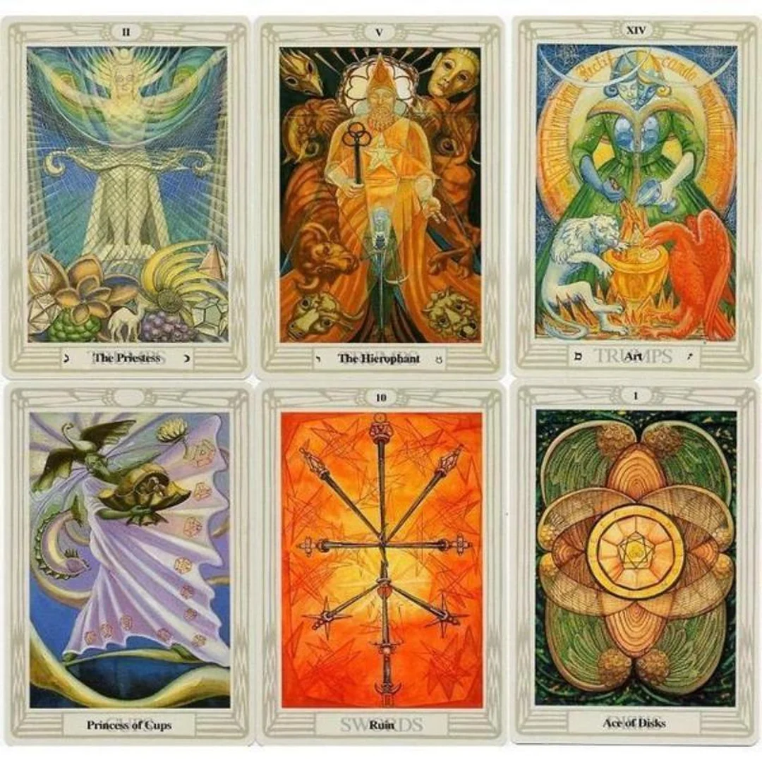 thoth tarot deck pocket size dùng để so kích thước lá bài
