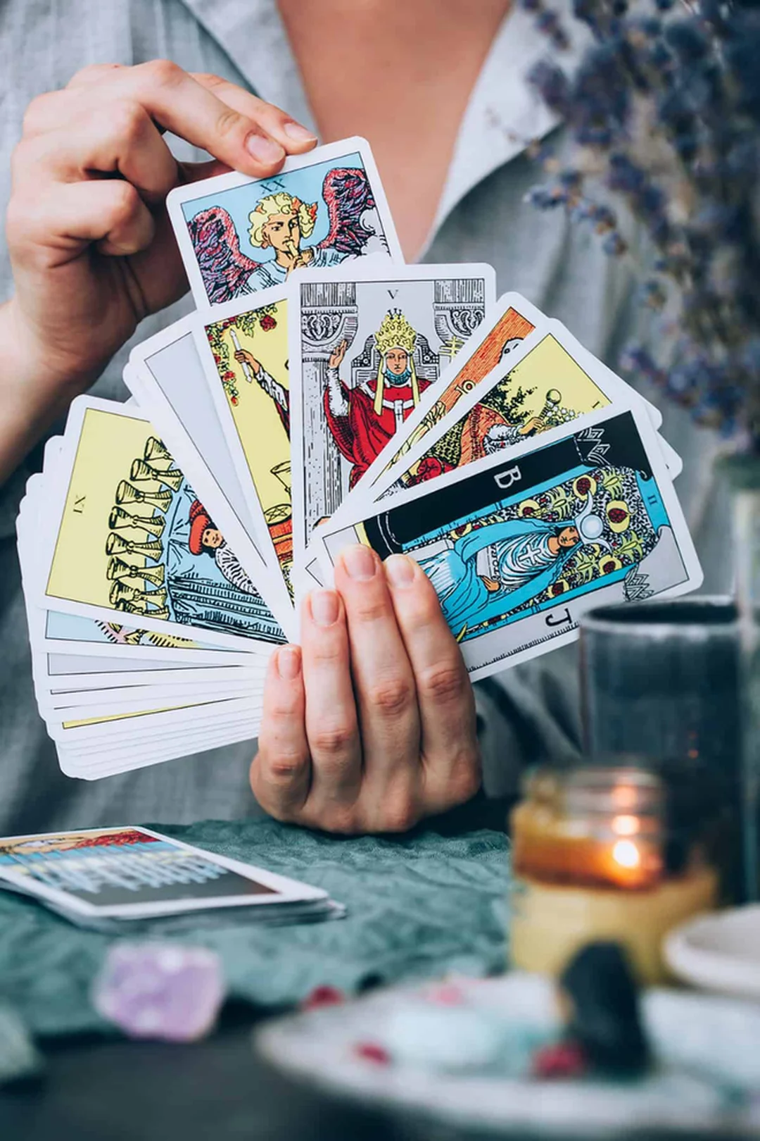 xem bói tarot về tình yêu và tài chính Trải bài dùng cho xem bói tarot về tình yêu và tài chính