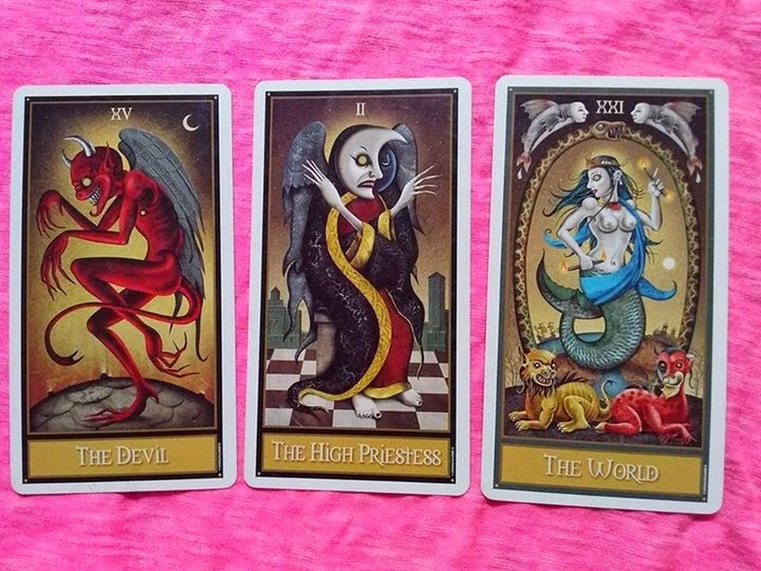 trải bài tình yêu 3 lá với ba lá Tarot tình cảm