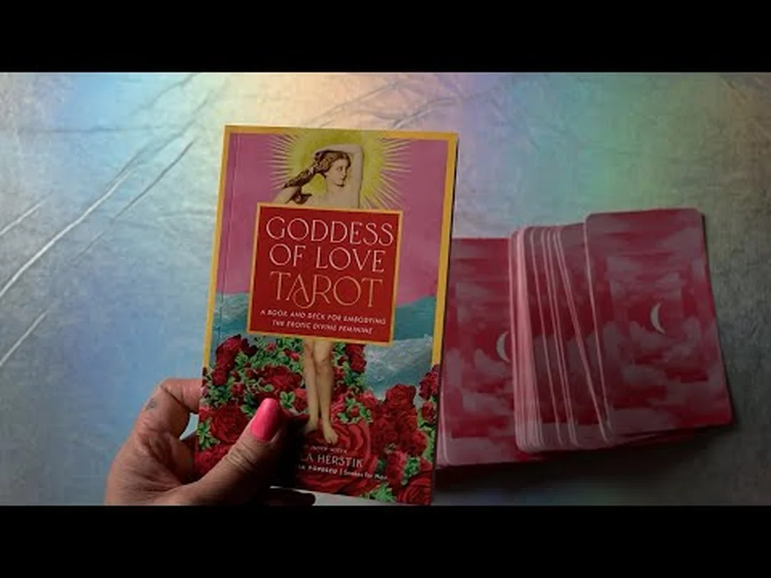 Video review Romance Angels Oracle Cards 44 lá